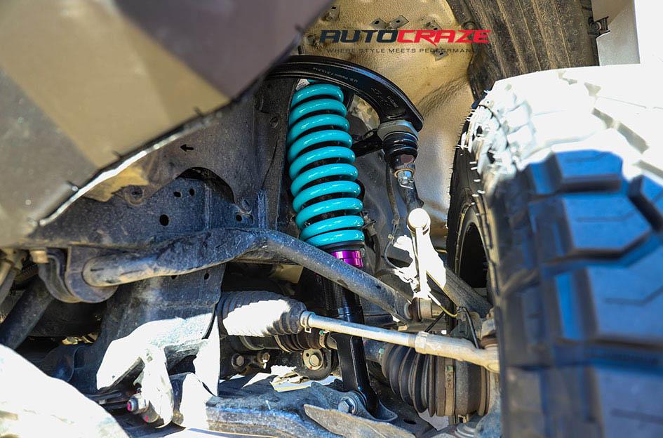 TOYOTA HILUX 4WD HOLESHOT XD SATIN BLACK